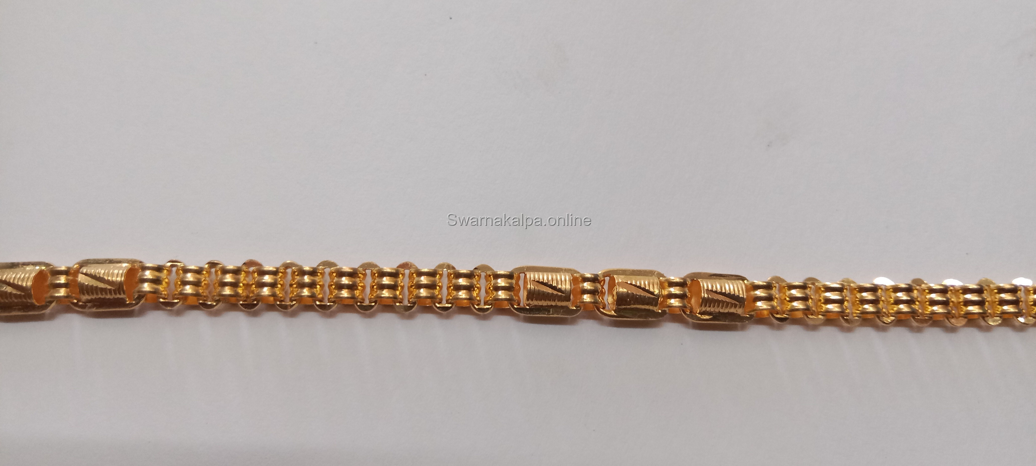 Modern Capsule & Mesh Link Chain
